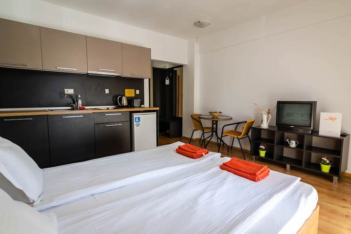 Room 18 of 54