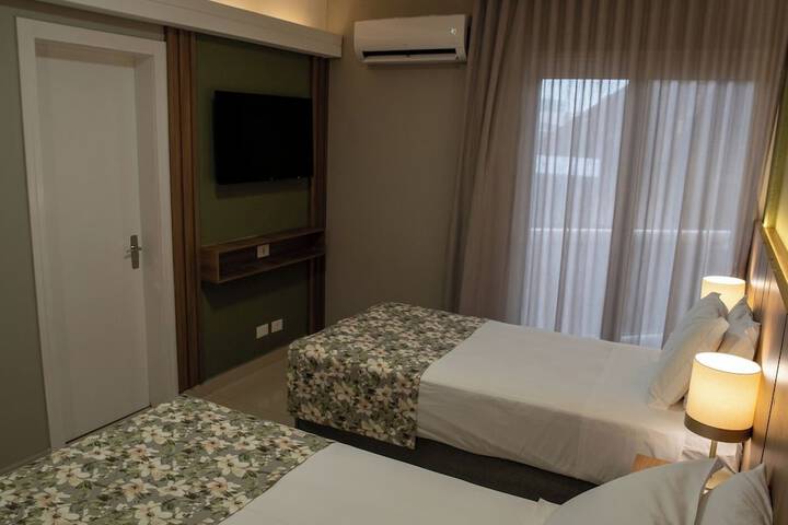 Room 22 of 111