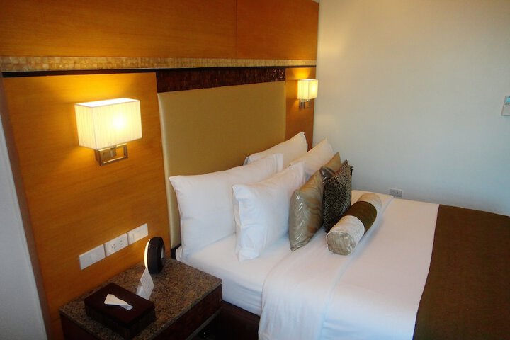 Room 26 of 128