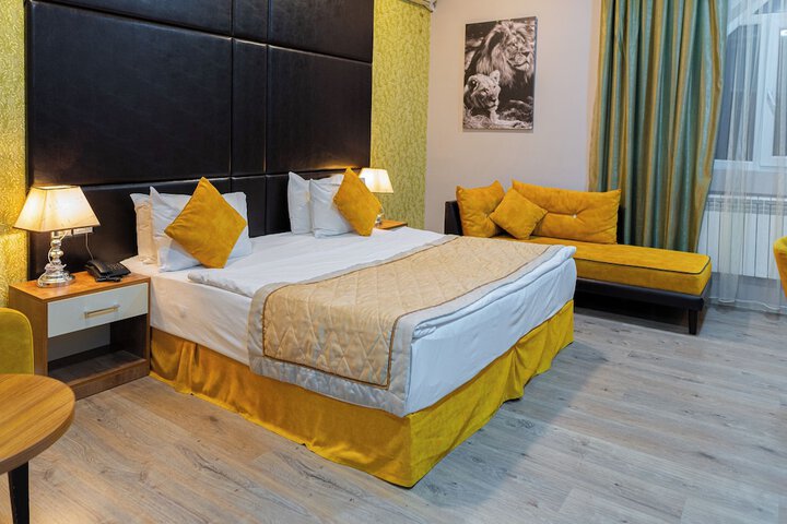Room 29 of 60