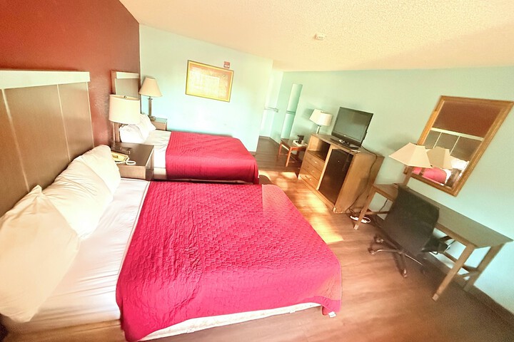 Room 4 of 11
