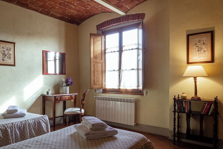 Room 45 of 196