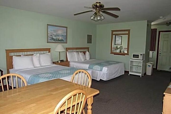 Room 10 of 46