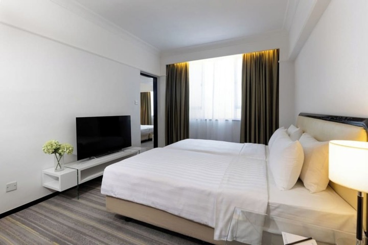 Room 19 of 52