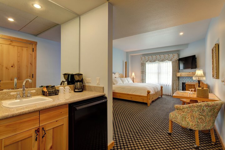 Room 38 of 145