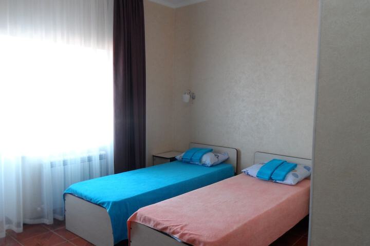 Room 18 of 23