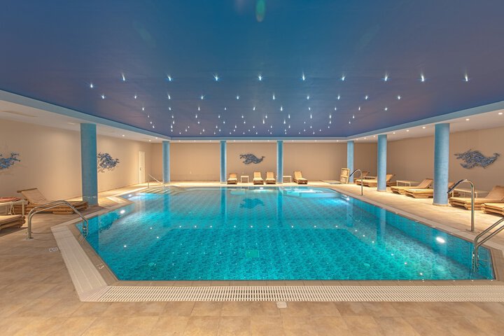Pool 55 of 229