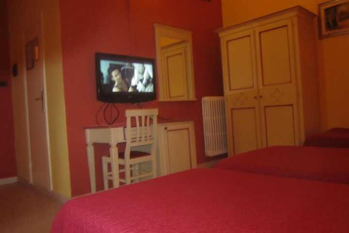 Room 26 of 36