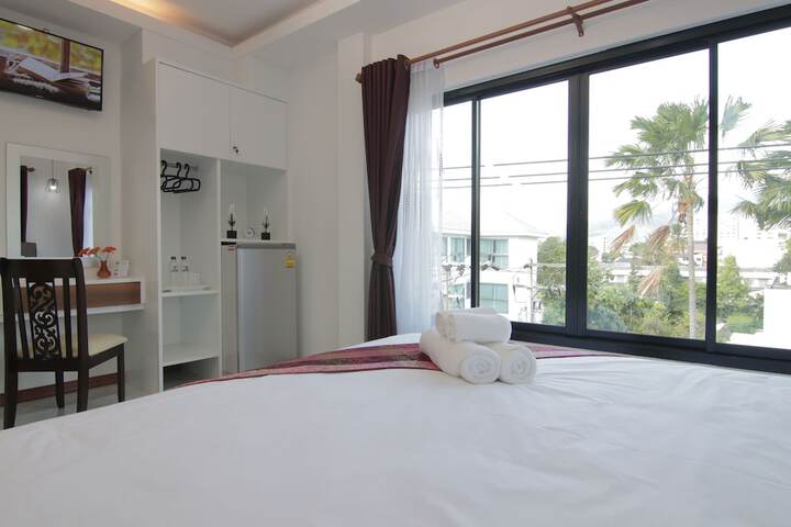 Room 9 of 45