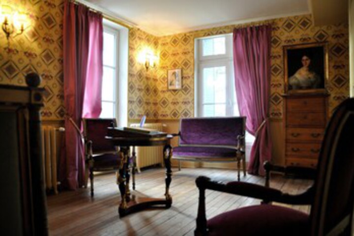 Room 42 of 53