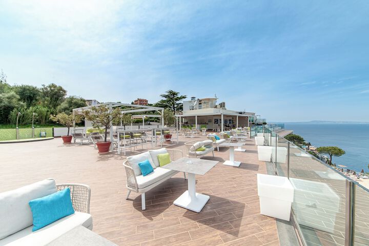 Terrace/Patio 90 of 97