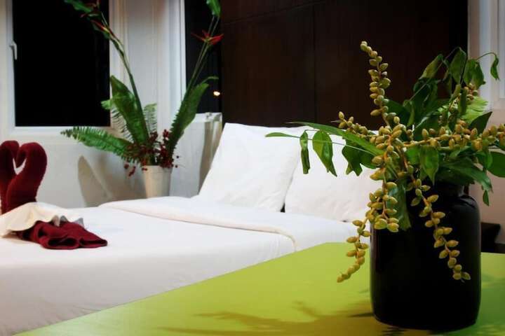 Room 14 of 28