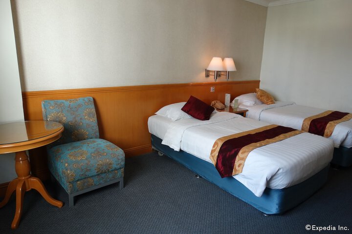 Room 13 of 45