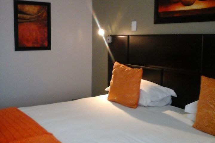 Room 7 of 26