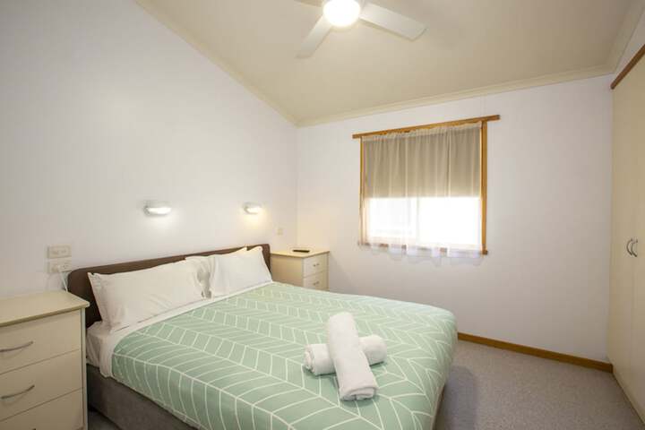 Room 458 of 876