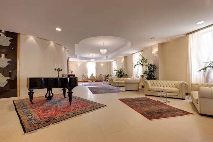 Hotel Interior 5 of 104