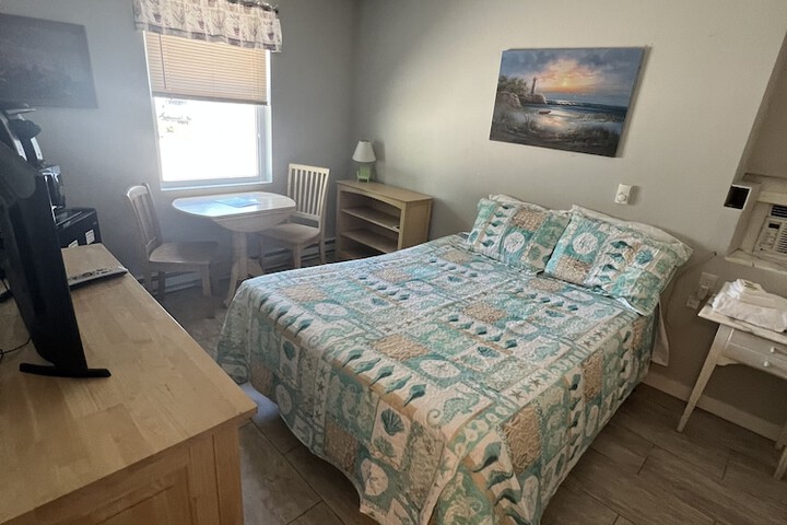 Room 11 of 29