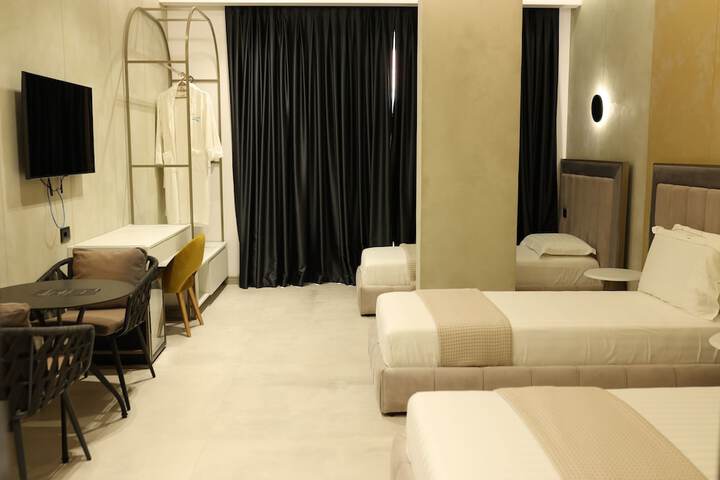 Room 7 of 88