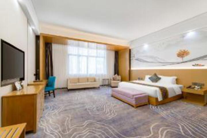 Room 19 of 21