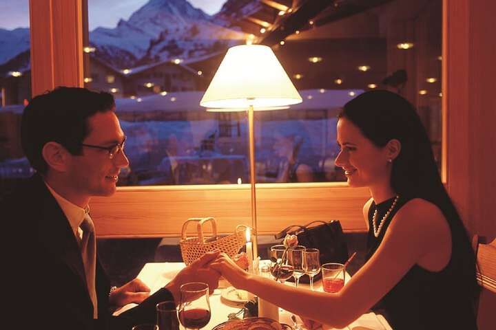 Dining 41 of 47