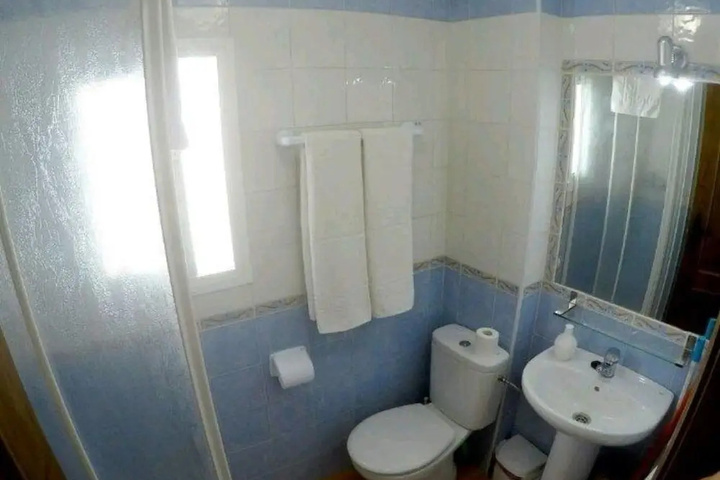 Room 8 of 8