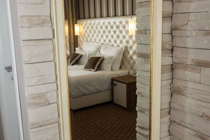 Room 31 of 51