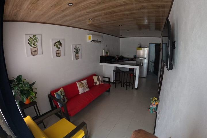 Room 5 of 10