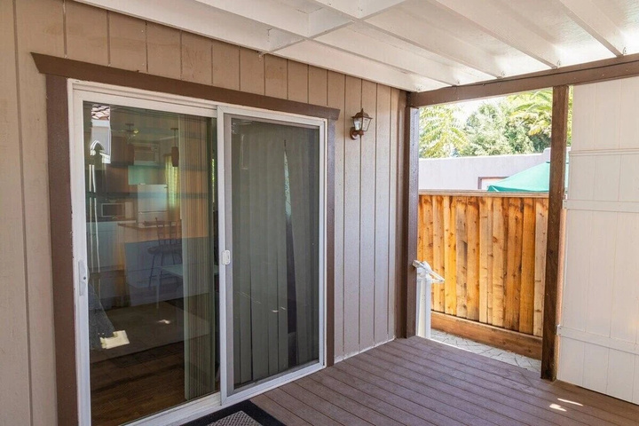 Terrace/Patio 4 of 10