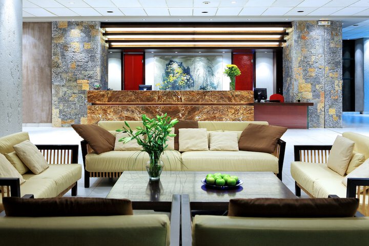 Hotel Interior 4 of 142