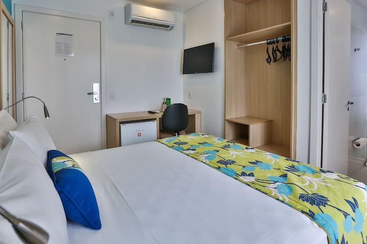 Room 14 of 69