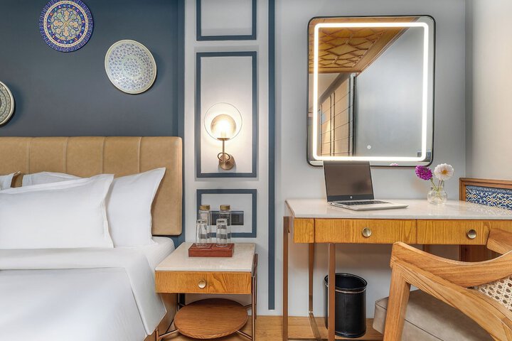 Room 9 of 45