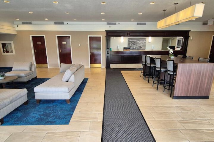 Hotel Interior 2 of 25
