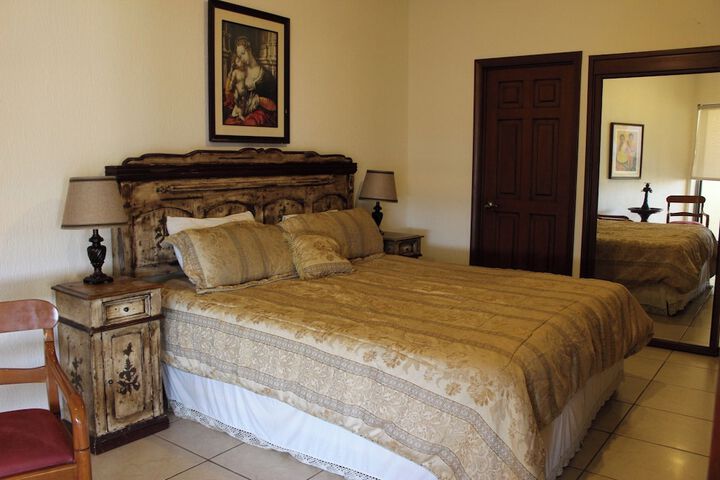 Room 126 of 599