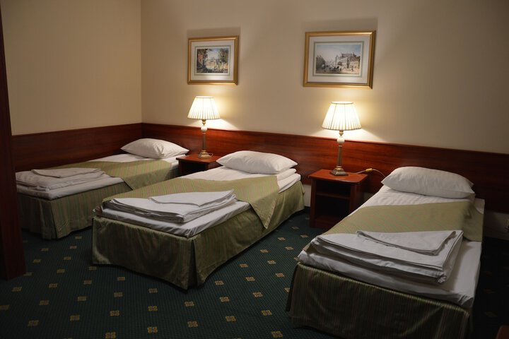 Room 25 of 68