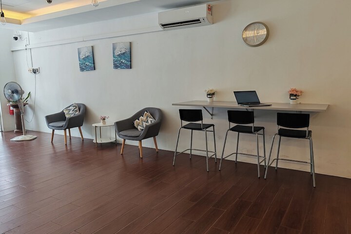 Hotel Interior 4 of 48