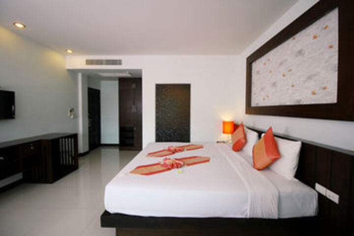 Room 26 of 35