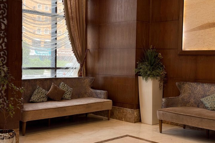 Hotel Interior 32 of 181