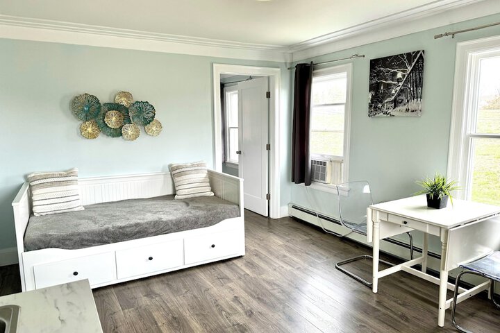 Room 27 of 51