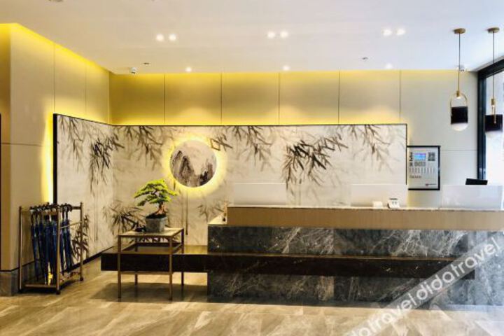 Hotel Interior 10 of 25