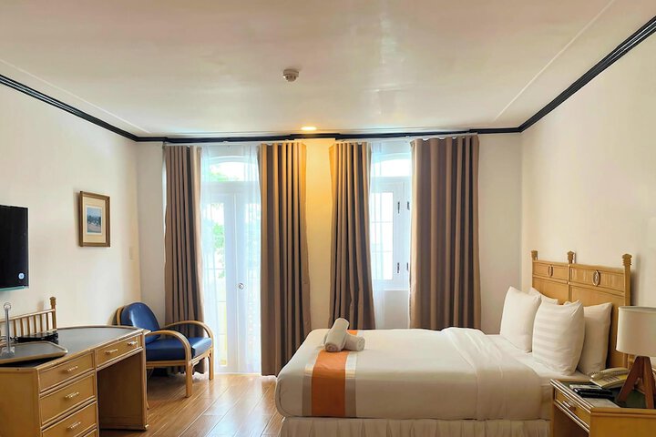 Room 16 of 109