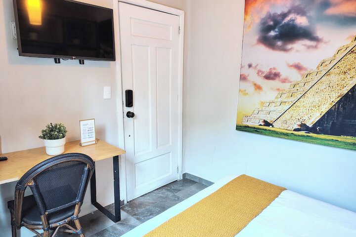 Room 30 of 66