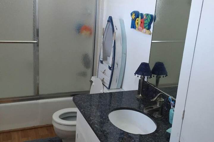 Room 10 of 15