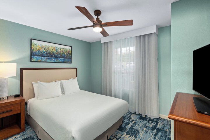 Room 5 of 47