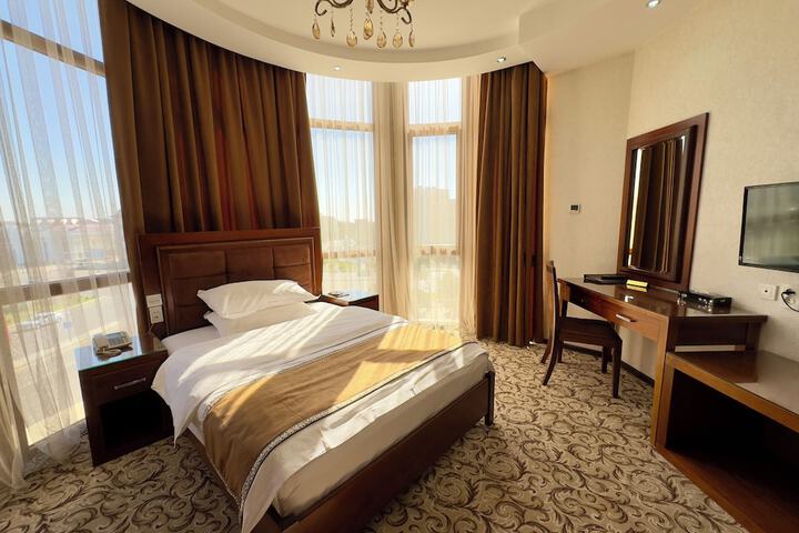 Room 3 of 57