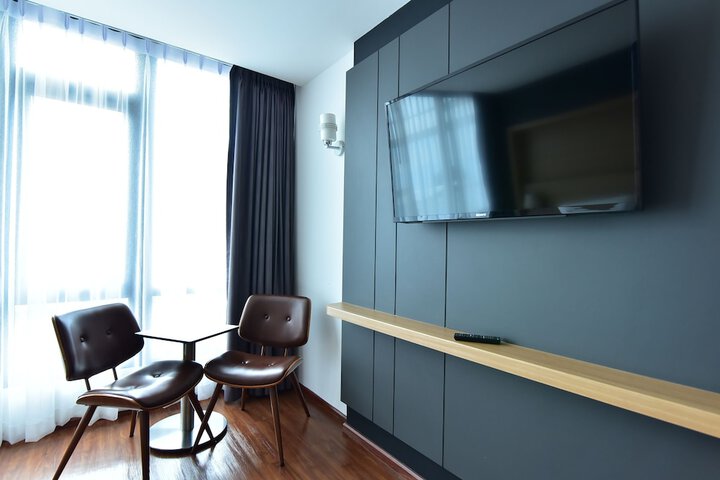 Room 18 of 78