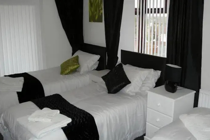 Room 2 of 15
