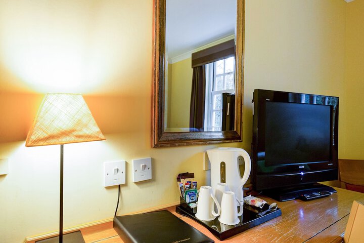 Room 27 of 139