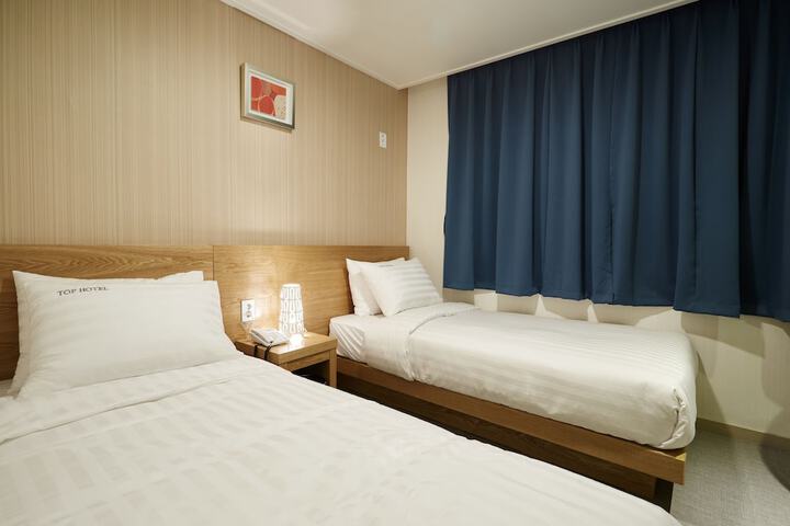 Room 14 of 44
