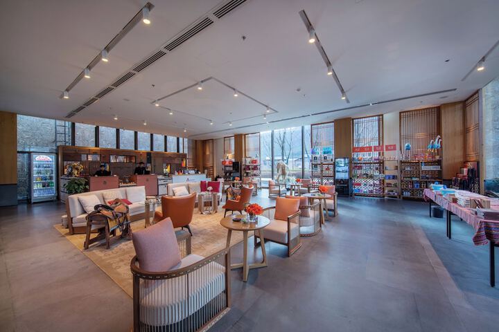 Joy Holiday Hotel Lijiang in Lijiang