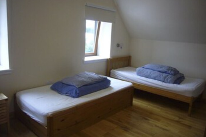 Room 160 of 162